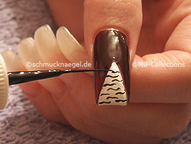 nail art liner in the colour black