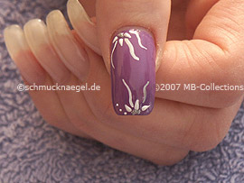 Nail art pen in the colour white