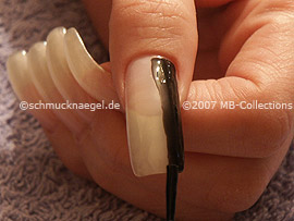 nail lacquer in the colour black