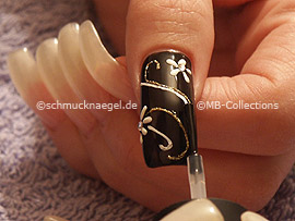 clear nail lacquer