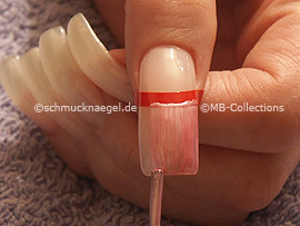 nail lacquer in the colour pink