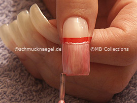 nail lacquer in the colour pink
