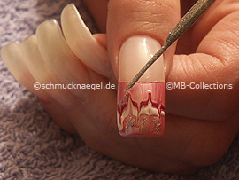 nail art liner in the colour silver-glitter