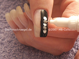 Nail art pen in the colour silver