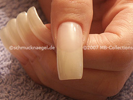 Tip: We recommend to begin with the thumb