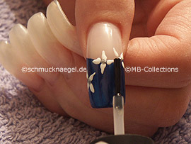 Clear nail lacquer