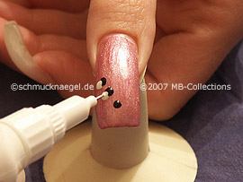 nail art pens in the colours white and bronze
