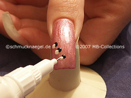 nail art pens in the colours white and bronze