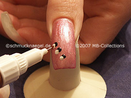 nail art pens in the colours white and bronze