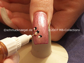nail art pens in the colours white and bronze