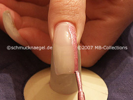 nail lacquer in the colour dark-pink