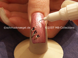 nail art pen in the colour white