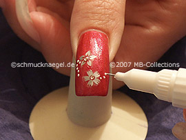 nail art pen in the colour white