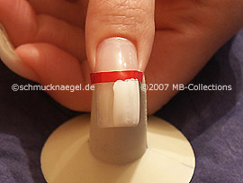 nail lacquers in the colours white and black