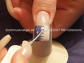 nail art liner in the colour silver-glitter