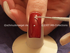 nail art liner in the colour silver-glitter