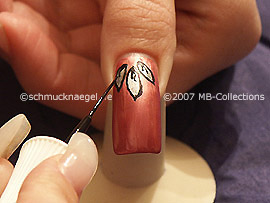nail art liner in the colour black