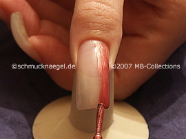 nail lacquer in the colour old-pink