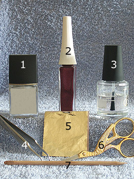 Products for the pearl gold design - Nail polish, Beaten gold, Nail art liner, Clear nail polish