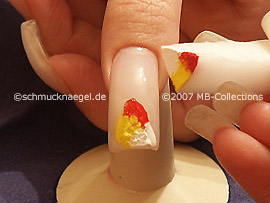 small triangular sponge with the acrylic