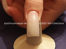 Tip: We recommend to begin with the thumb