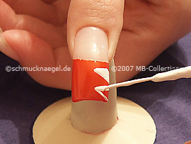 nail art pen in the colour white