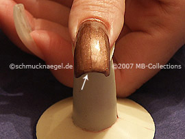 nail lacquer in the colour brown