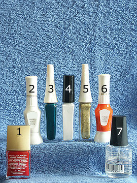 Products for the Christmas motif for the fingernails - Nail polish, Nail art liner, Nail art pen, Clear nail polish