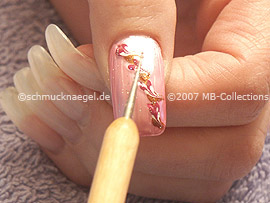 Spot-Swirl or a toothpick and glitter-powder in silver