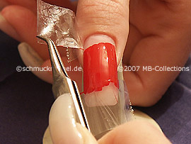 Remove with the tweezers the upper adhesive tape
