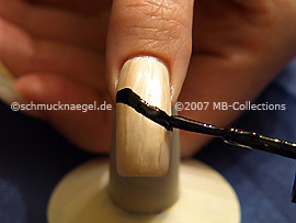 Nail lacquer in the colour black