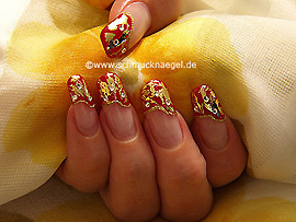 Metallic foil in gold and strass stones